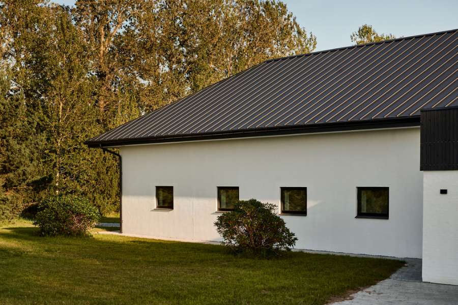 Stilvolles Anwesen in der Nähe von Hillerød wird mit Stahlprofilen auf dem Dach verstärkt, Hanebjergvej 3, 3400 Hillerød, Dänemark